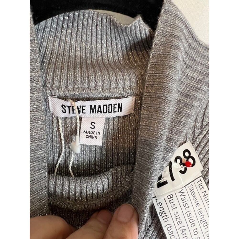 Steve Madden Metallic Silver/Gray Rib Mock Neck Sweater – Sz S - Picture 5 of 8